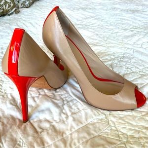 SALE Saks fifth Avenue nude & orange leather peep toe size 9.5